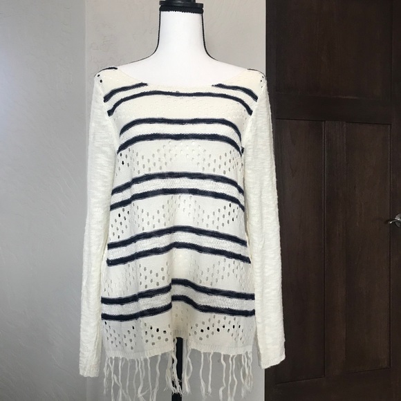 Daytrip Sweaters - Beautiful Daytrip Sweater with lace back & fringes